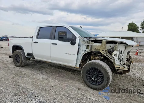 2021 Chevrolet Silverado K2500 Heavy Duty z USA, uszkodzony, nr VIN 1GC4YLEY1MF162362